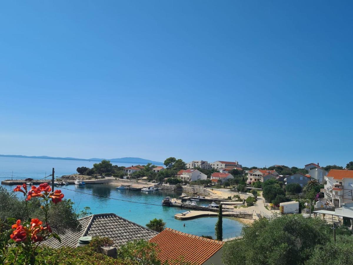 Apartments Solis, 50 M From The Sea - Jakisnica מראה חיצוני תמונה
