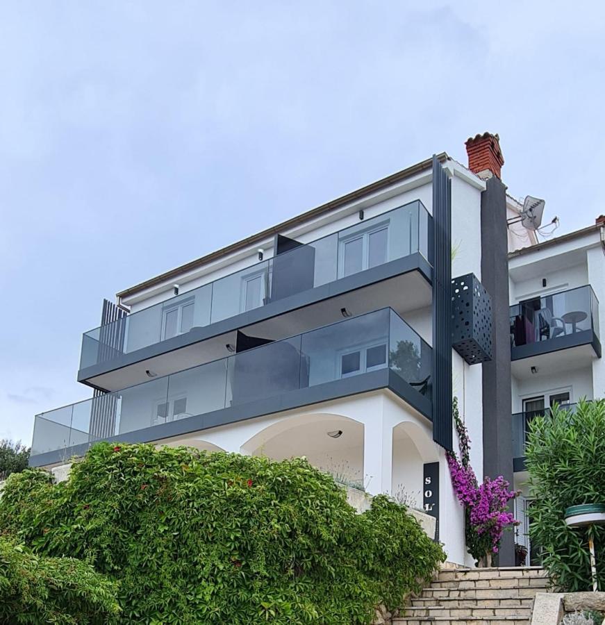 Apartments Solis, 50 M From The Sea - Jakisnica מראה חיצוני תמונה